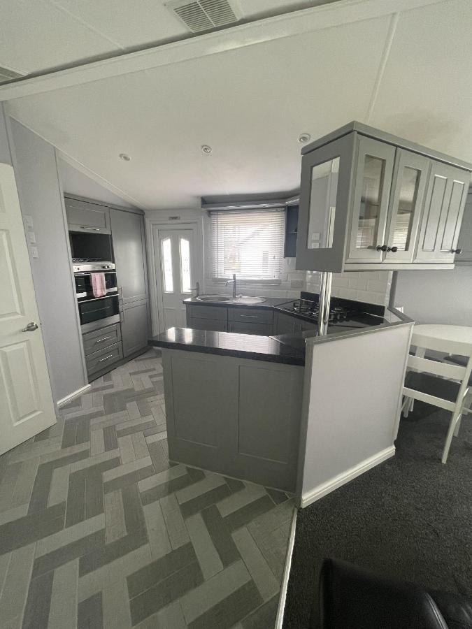 The Winchester Chalet By Sasco Blackpool Exteriör bild
